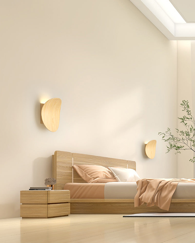 Japanese Curved Wooden Plate LED Wall Light Oak in Nordic Bedroom