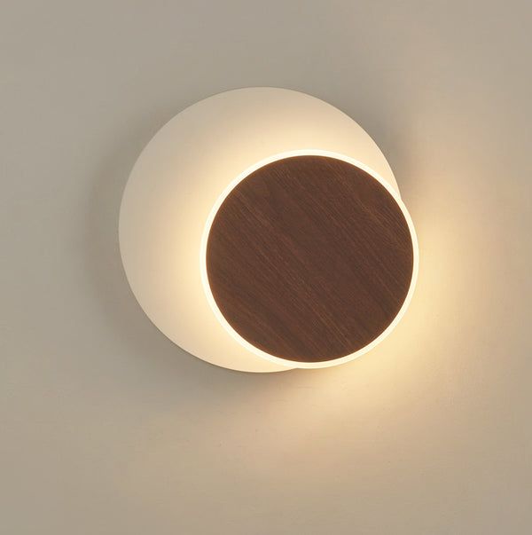 Wooden Geometric LED Wall Light in Scandinavian Style Round
