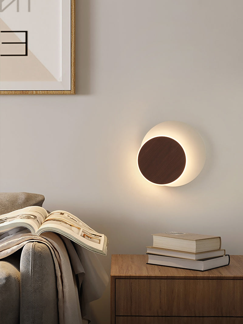 Wooden Geometric LED Wall Light in Scandinavian Style Round in Reading Space